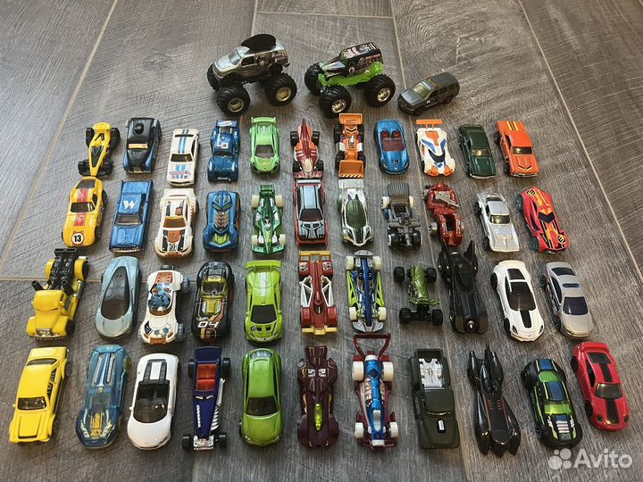 Hot wheels машинки 47 штук