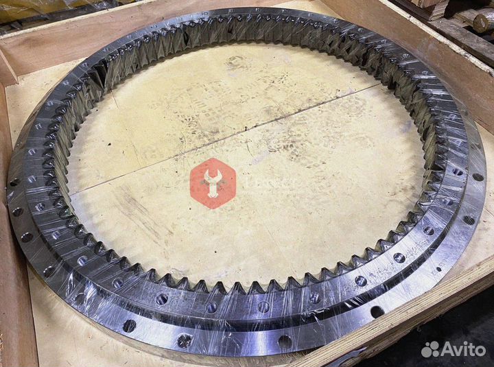 Опорно-поворотный круг Hitachi ZX80SB