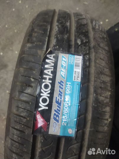 Yokohama BluEarth AE01 215/60 R16 99H