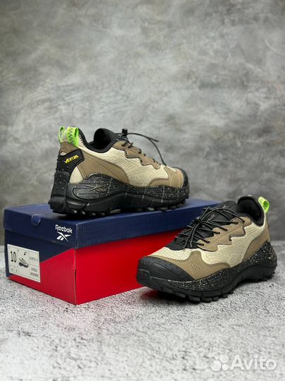 Reebok gore-TEX