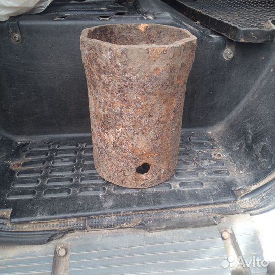 Ступичный ключ с трактора т-150