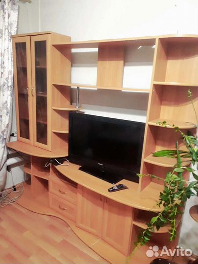 Продам стенку,торг уместен