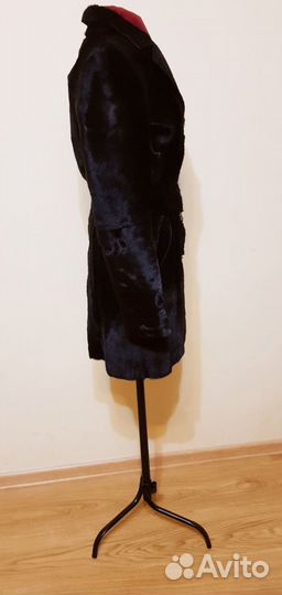 Пальто из нерпы Carnelli размер 40-42