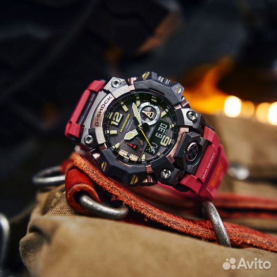 Часы Casio G-Shock GWG-B1000-1A4 новые в наличии