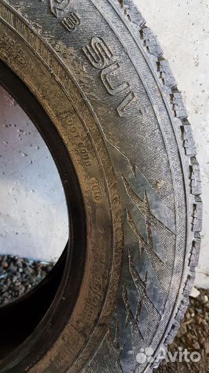 Nokian Tyres Hakkapeliitta R3 SUV 215/65 R16 102B