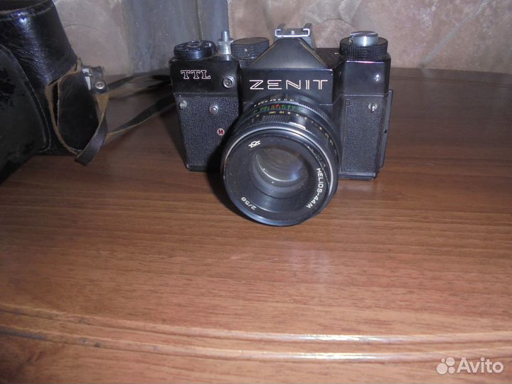 Фотоаппарат. Зенит ттл с обьективом Гелиос-44М
