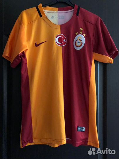 Майки футбольные: Besiktas, Galatasaray