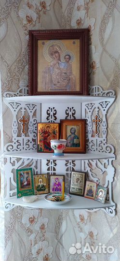 Полка для икон/ иконостас домашний угловой