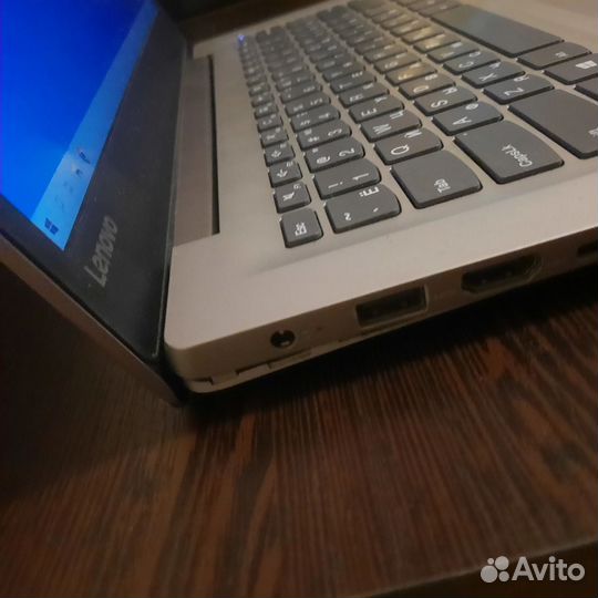 Ноутбук lenovo