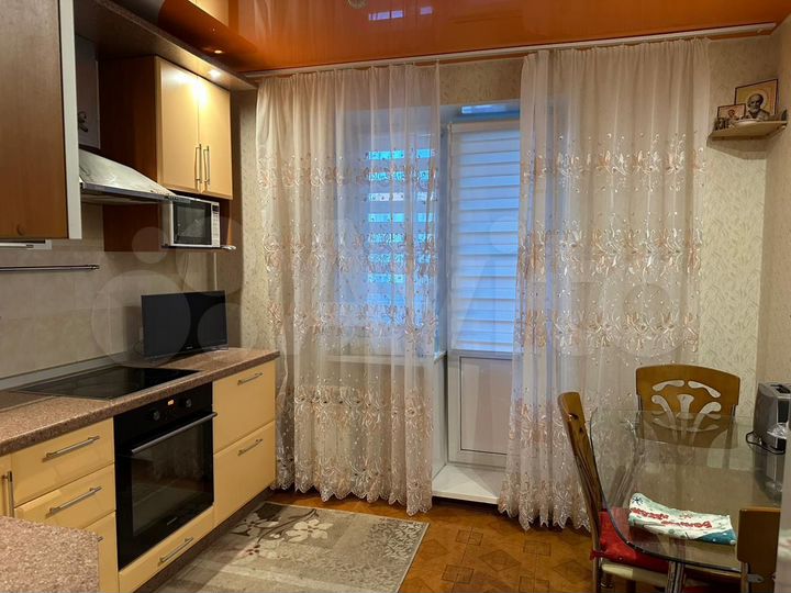 3-к. квартира, 67 м², 2/5 эт.