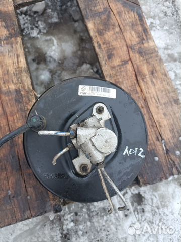 Вакуум Renault Logan 2