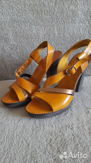 Босоножки 39