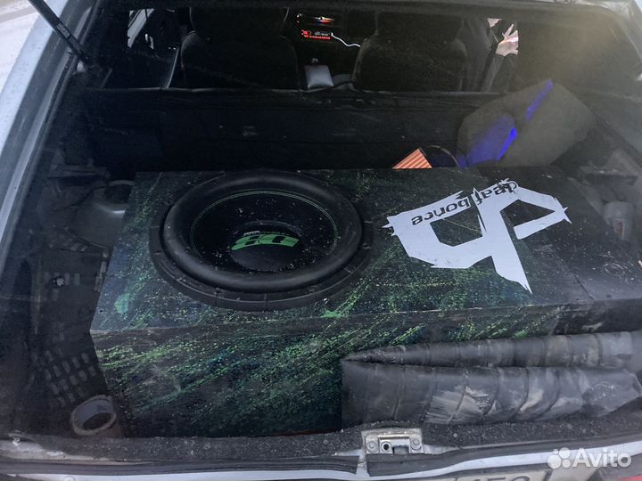 Сабвуфер machete 12v2