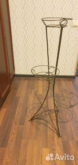 Подставка для цветов напольная металлическая
