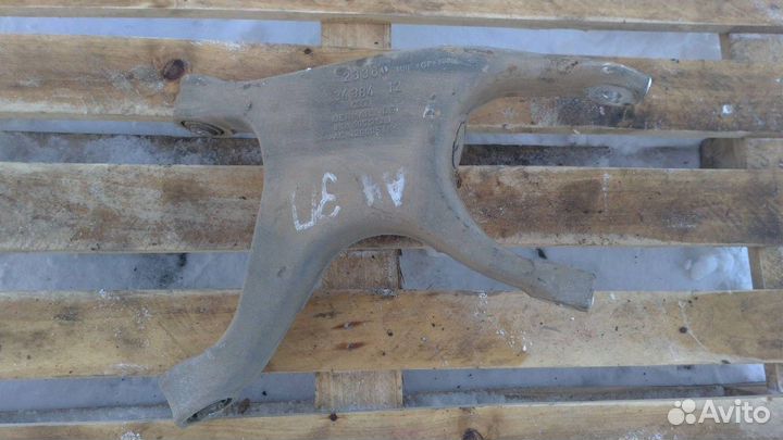 Рычаг нижний задний правый Audi A4 B8 1.8 T 2009