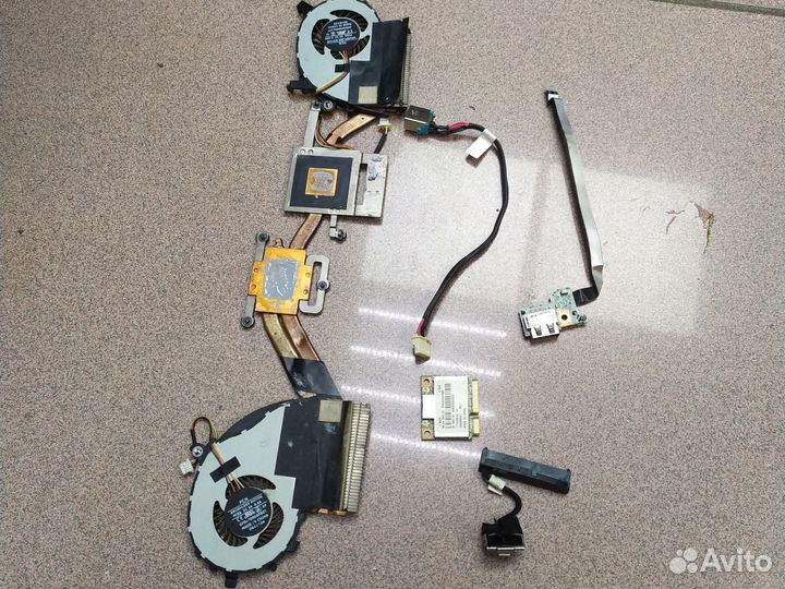 Разбор / на запчасти ноутбук Acer Aspire V5-552g