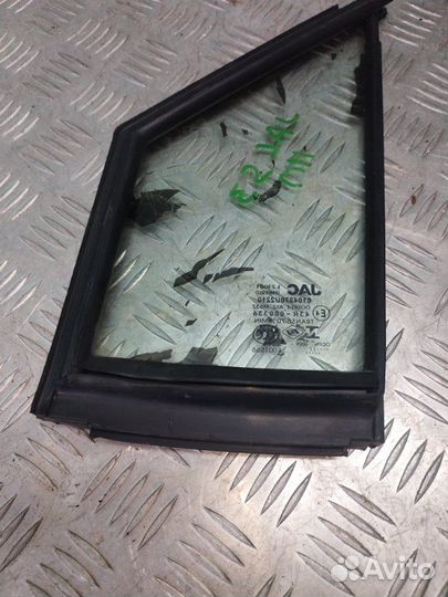 Стекло переднее правое Jac S3
