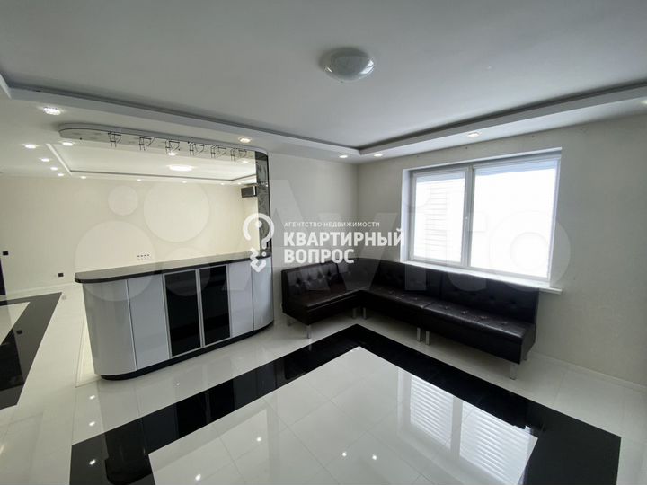 3-к. квартира, 117 м², 8/22 эт.