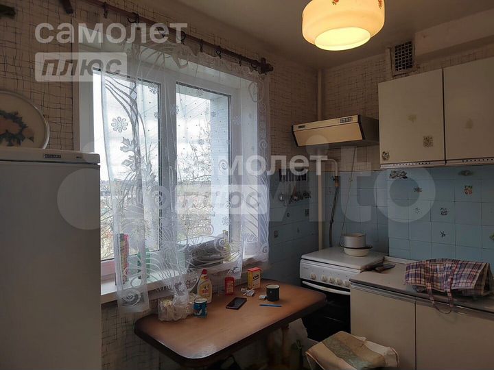 2-к. квартира, 49 м², 4/9 эт.