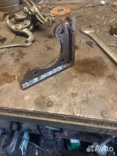 Кронштейн для гур