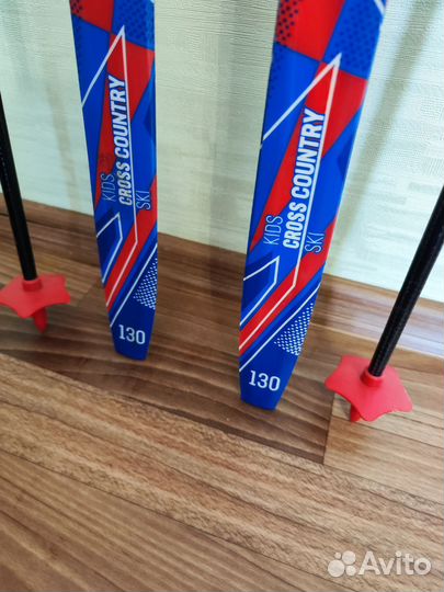 Лыжи беговые детские 130 с ботинками 33 размер