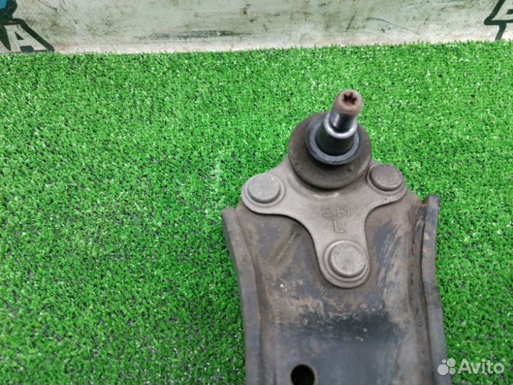 Рычаг передний левый Volkswagen Golf 6 2010