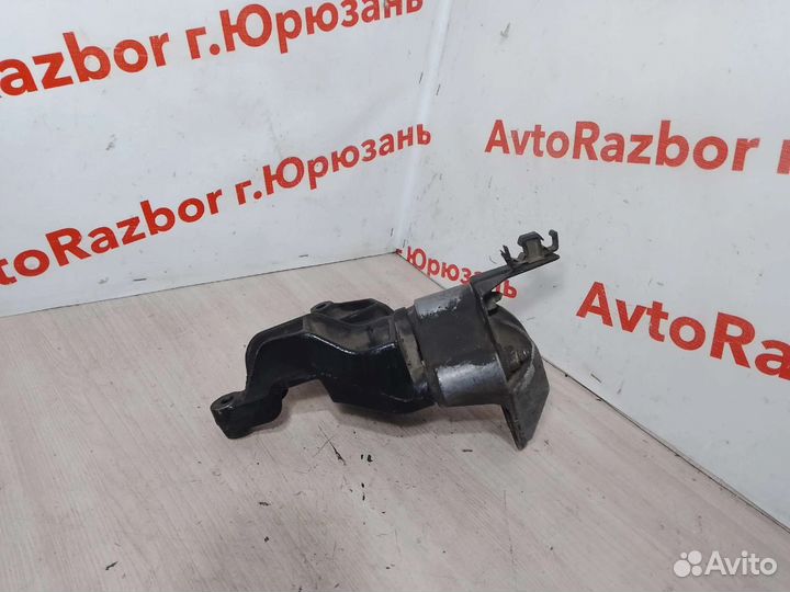 Кронштейн двигателя Opel Vectra B