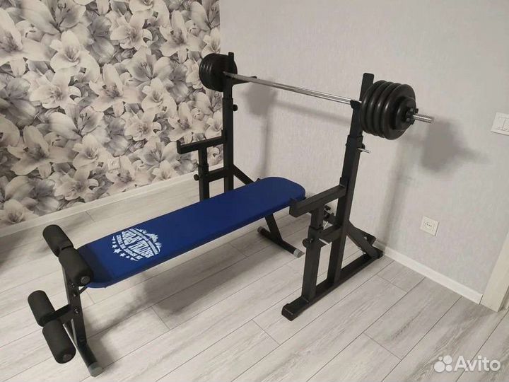 Скамья для жима со стойками и штангой на выбор