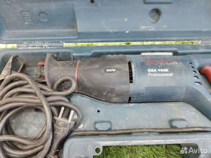 Сабельная пила Bosch GSA 900E