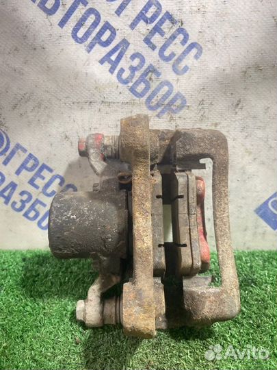 Суппорт задний правый Kia Optima седан 2.0 G4KD