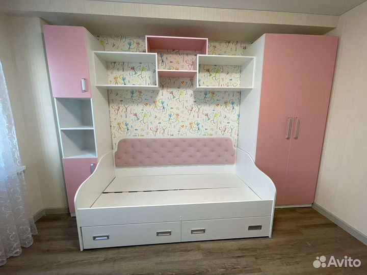 Кровать. Детская комната. Мебель на заказ