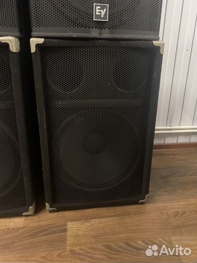 Продам пару сабвуферов electro voice гладиатор