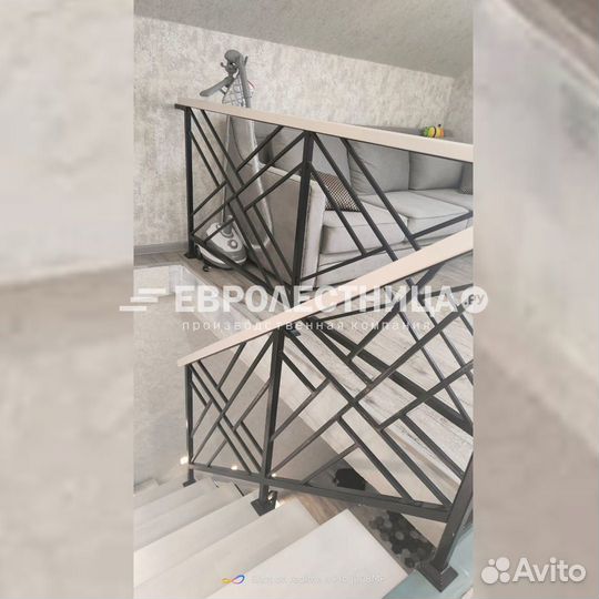 Лестница на второй этаж