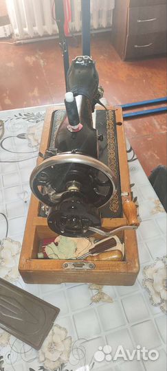 Швейная машинка