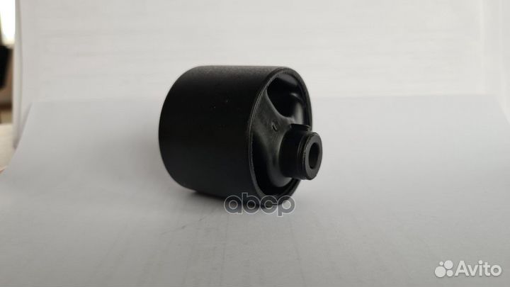 Сайлентблок подушки двигателя(Кратность 1 шт) 1