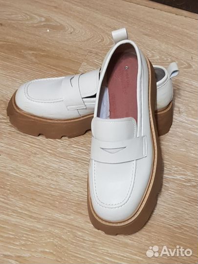 Лоферы женские 41