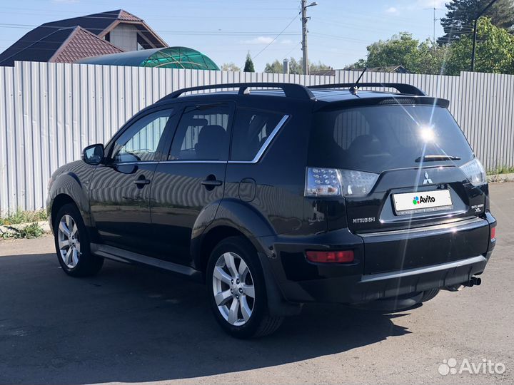 Mitsubishi Outlander 3.0 AT, 2011, 127 677 км