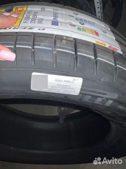 Pirelli P Zero PZ4 L.S. 235/55 R18 100V