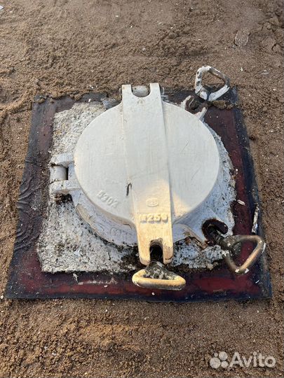 Судовые двери