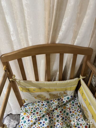 Детская кроватка