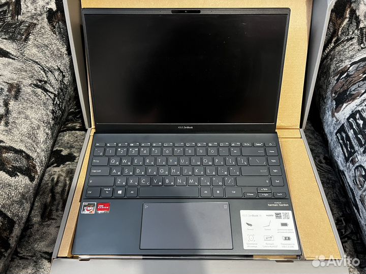 Asus zenbook 14 AMD Ryzen 5