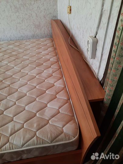 Кровать 160х200 с матрасом бу