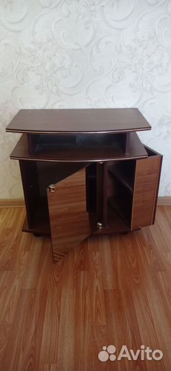 Продам тумбу тв