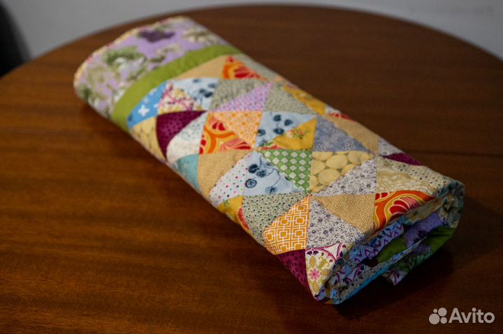Одеяло ручной работы (пэчворк)