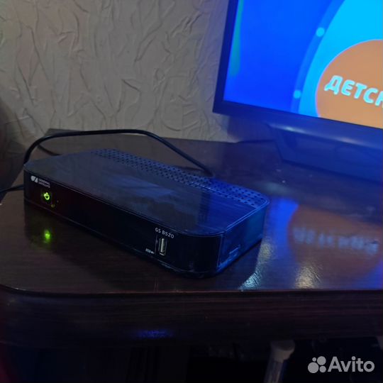 TV приставка Tricolor