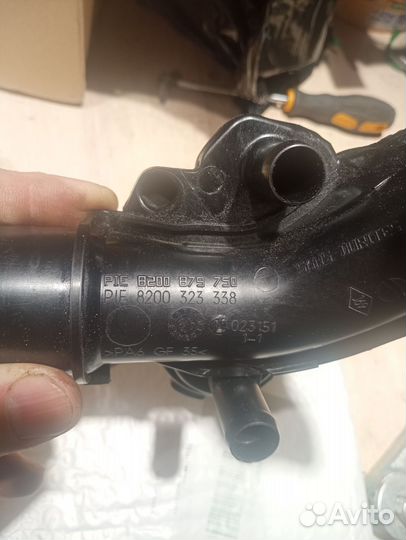 Патрубок(трубка) егр Рено 8200879750