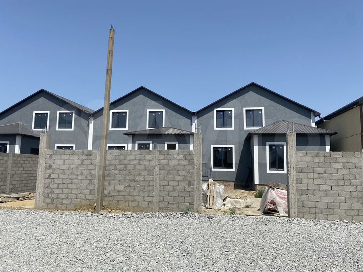 Дом 180 м² на участке 2,5 сот.