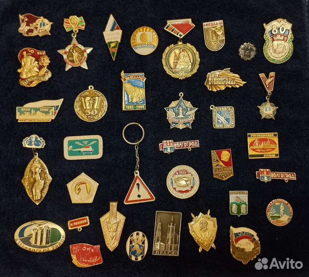 Значки старые разные