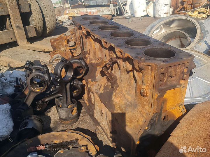Блок цилиндров volvo FH 12
