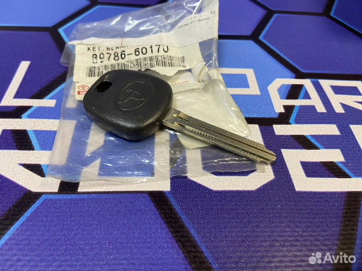 Ключ зажигания Toyota